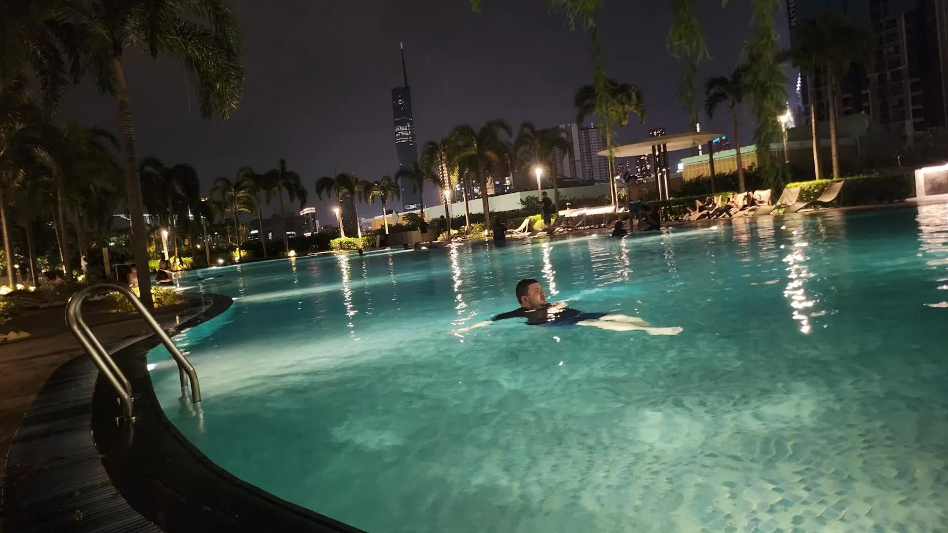 Trion Kl Family Residence At Kuala Lumpur